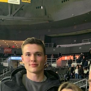 Meet your Posher, Alec